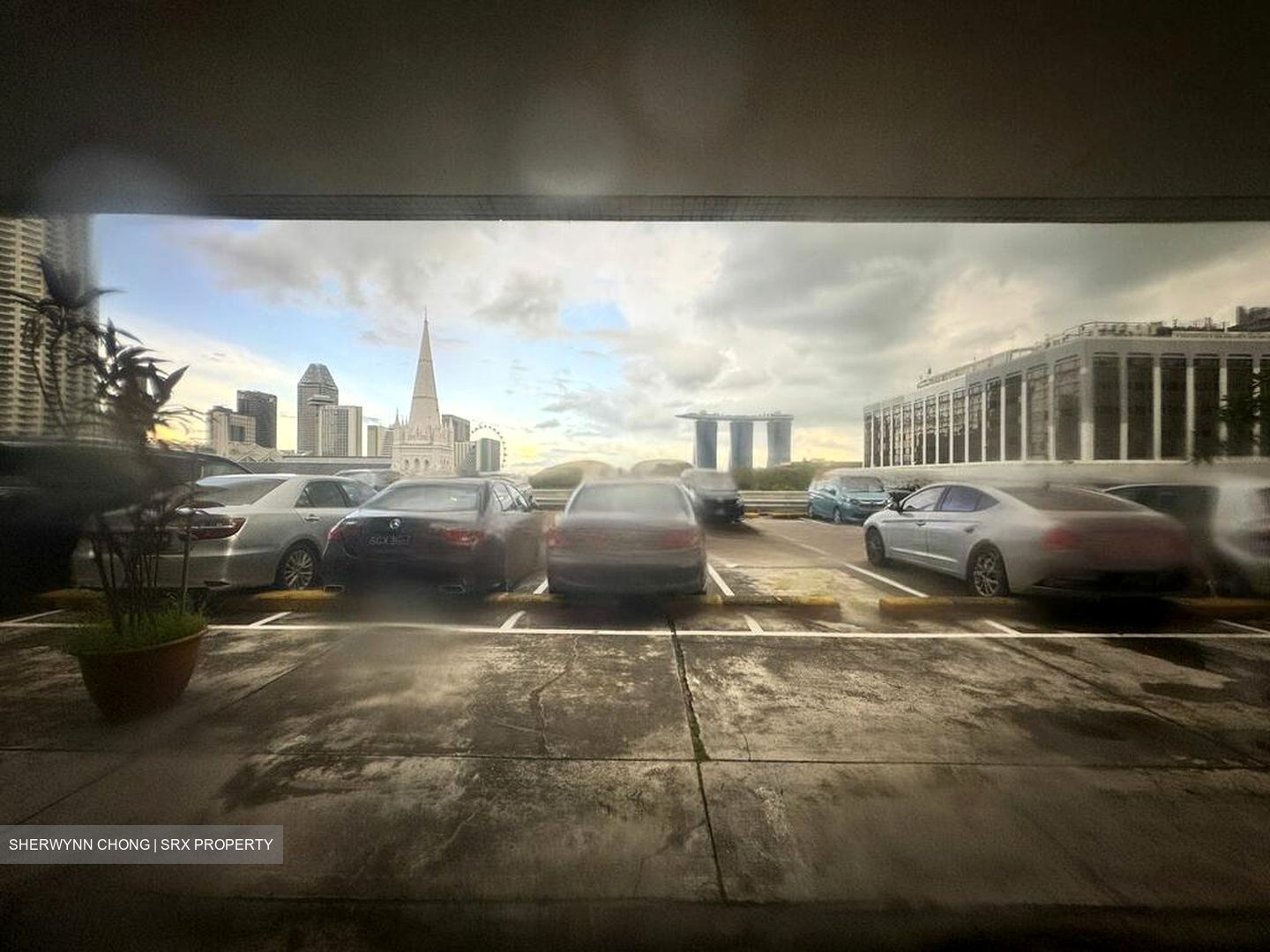 Peninsula Shopping Complex (D6), Office #455727141